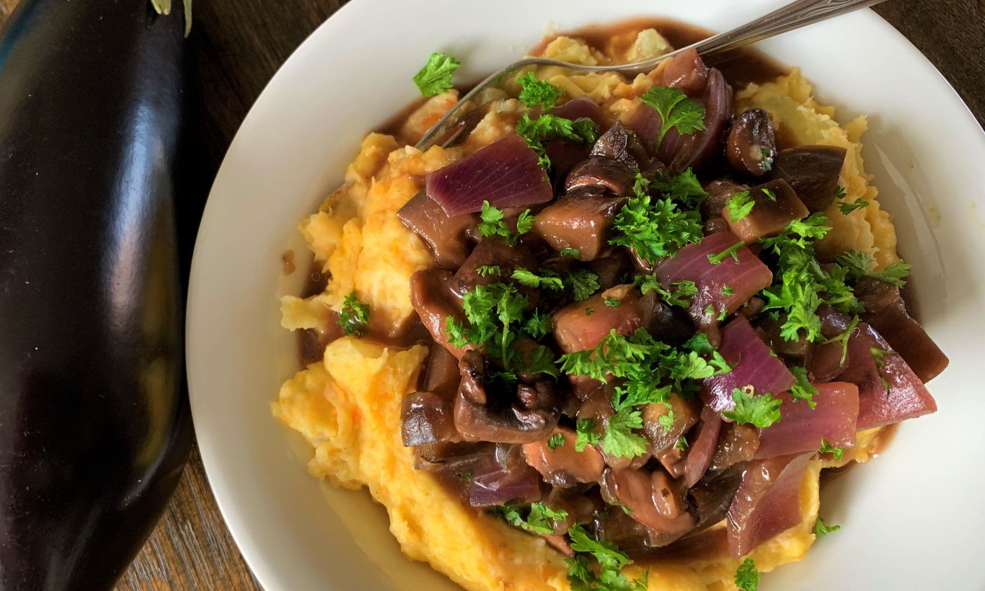 Stoof met aubergine en champignons
