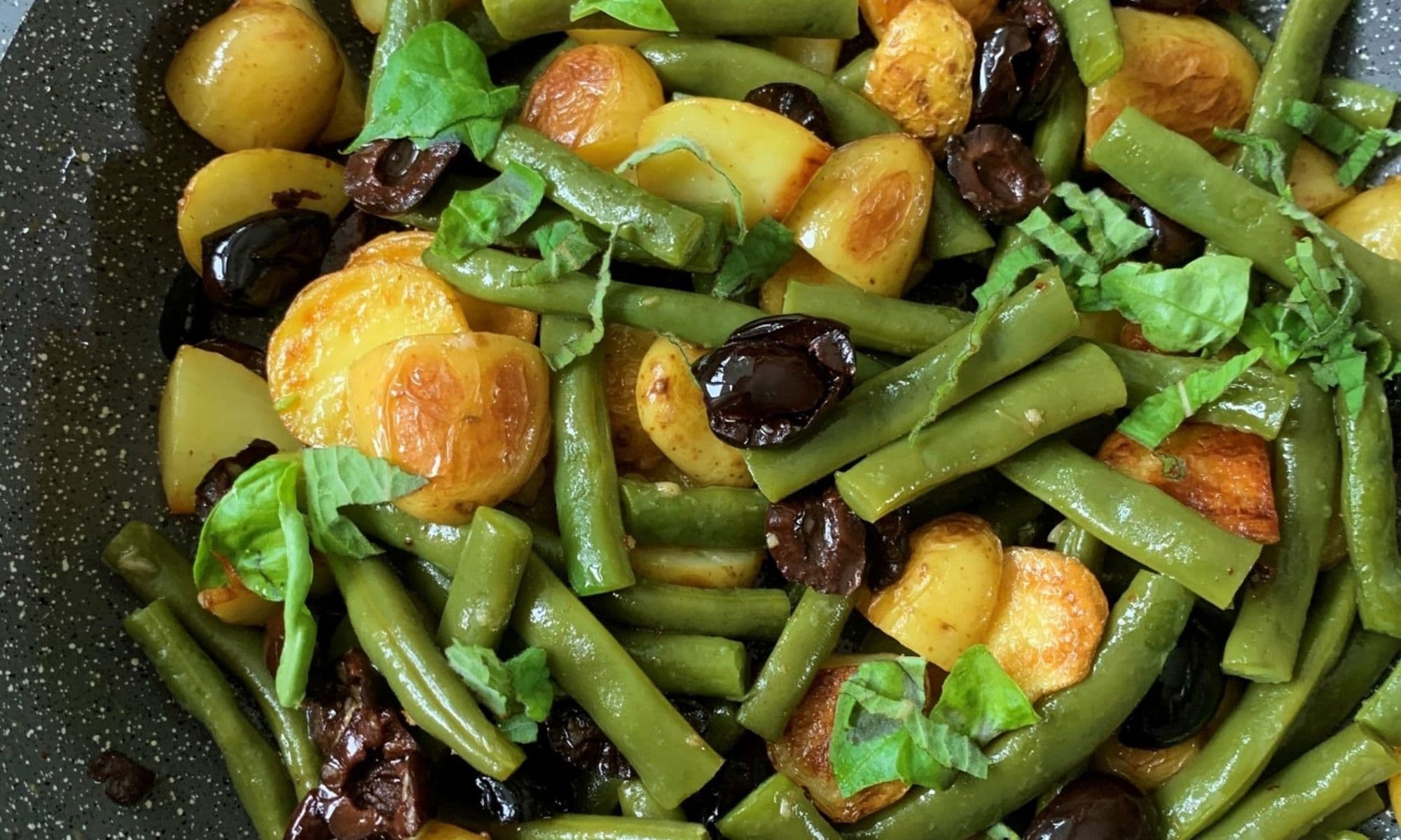 Spekbonen met aardappeltjes en olijven